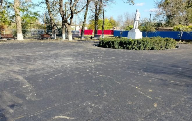Территорию детской площадки обустроили в Новоалександровском округе