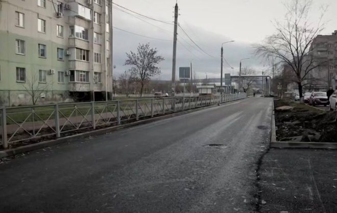 Дорогу к школе №20 заканчивают ремонтировать в Невинномысске