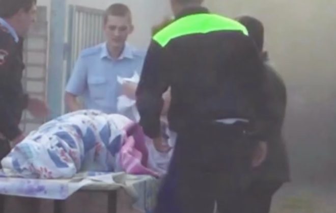 Полицейские спасли пожилую женщину при пожаре в Будённовском округе