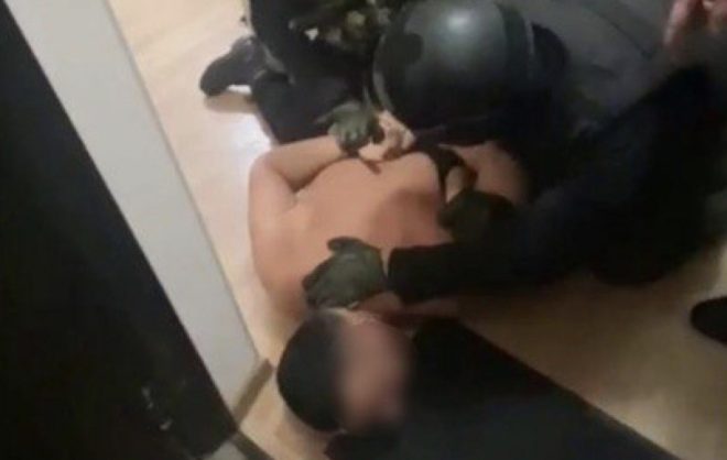 Экс-полицейского в Минеральных Водах обвиняют в грабеже и превышении полномочий