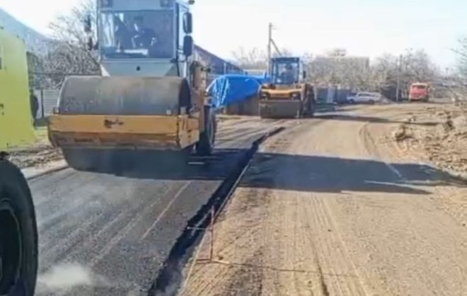 Участок дороги между сёлами в Минераловодском округе заасфальтировали на 60%