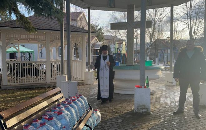 Освящённую воду отправят из Предгорного округа бойцам в зону СВО