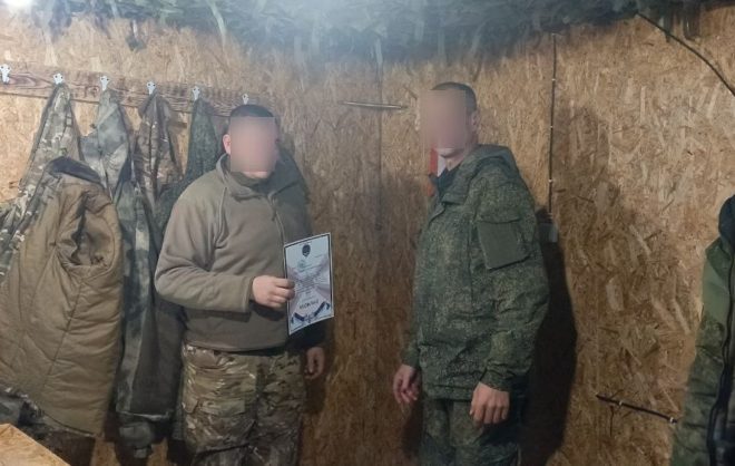 Боец из Предгорного округа получил награду в зоне СВО