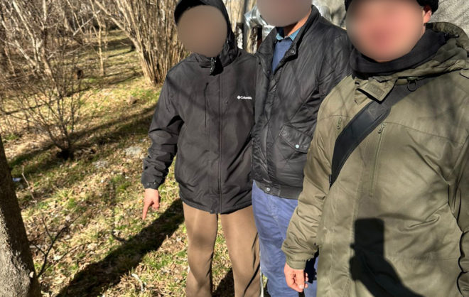 У наркозакладчика в Пятигорске полицейские нашли полимерный пакет и 33 свёртка