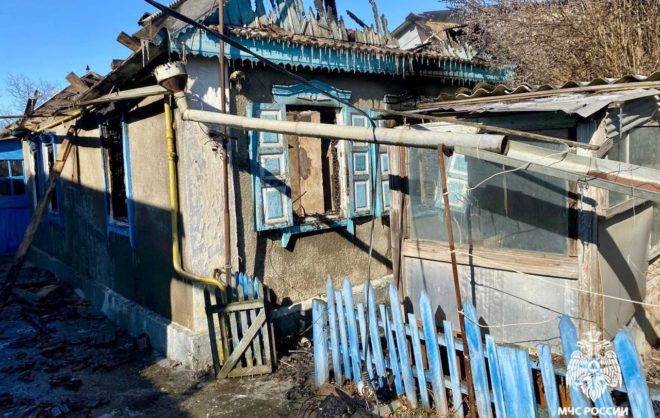 Мужчина погиб во время пожара в селе в Левокумском округе