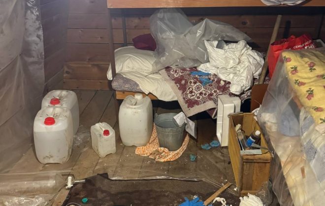 Двое жителей Минераловодского округа оборудовали нарколабораторию в частном доме