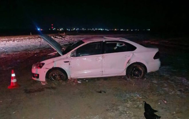 Женщина пострадала при съезде авто с дороги в Туркменском округе