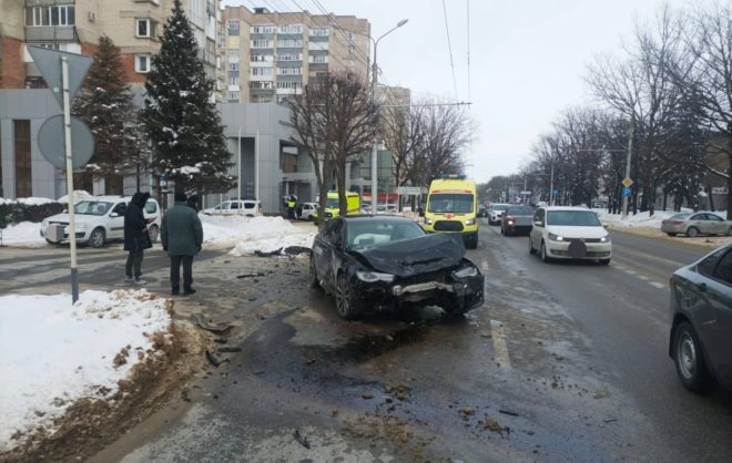 Три человека пострадали в ДТП в Ставрополе