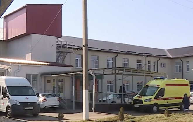 В Кочубеевском округе появились две новые машины скорой помощи