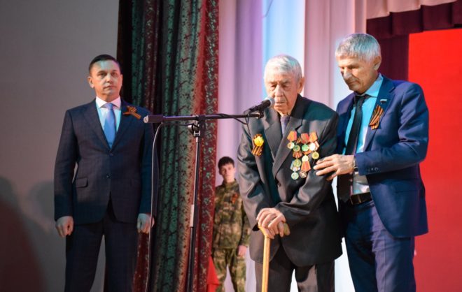 К юбилею Победы в Советском округе вручили 49 медалей