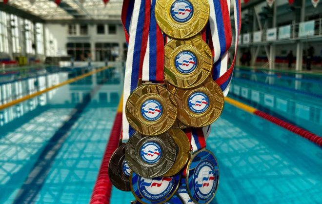Невинномысские пловцы завоевали 22 награды на чемпионате и первенстве СКФО