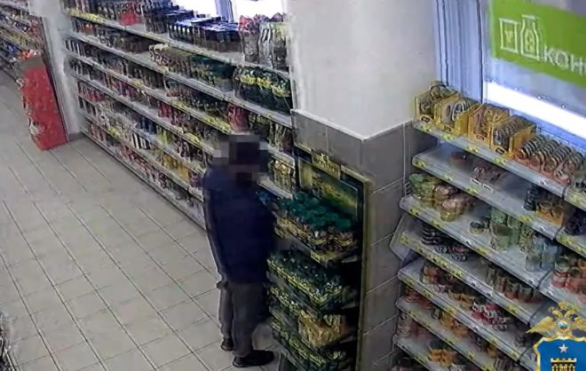 Мужчина вместе с сожительницей в Ессентуках обворовали 4 магазина