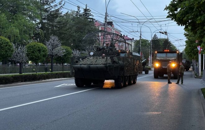 В Ставрополе проходит первая репетиция парада ко Дню Победы