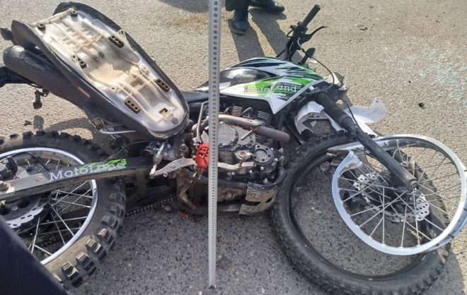 Подросток попал в аварию на мотоцикле и отправился в больницу в Невинномысске