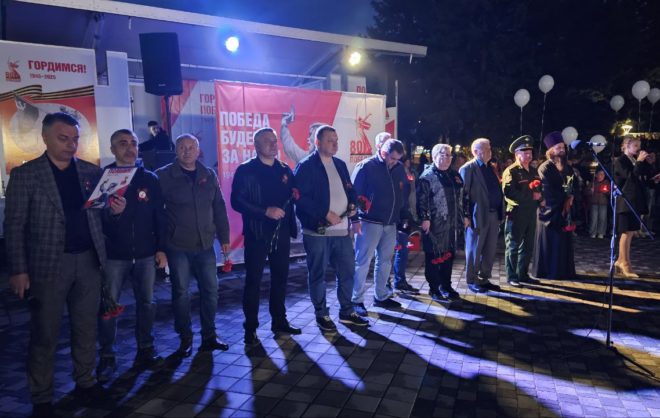 «Свечи памяти» зажгли сотни человек  в Предгорном округе