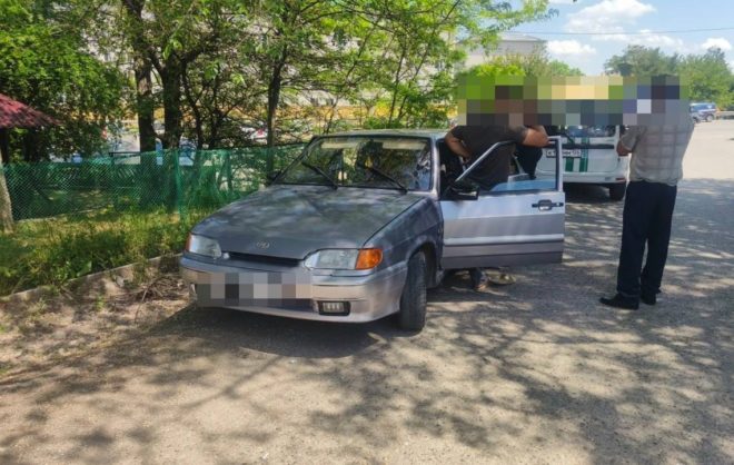 В Георгиевском округе на дороге задержали неплательщика штрафов ГИБДД