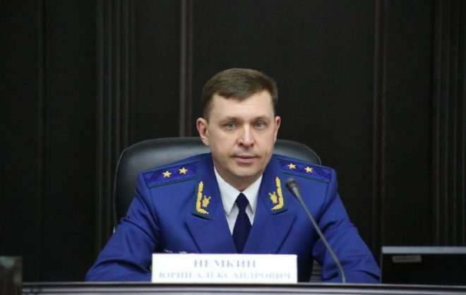 Муниципального служащего уволили из-за утраты доверия на Ставрополье
