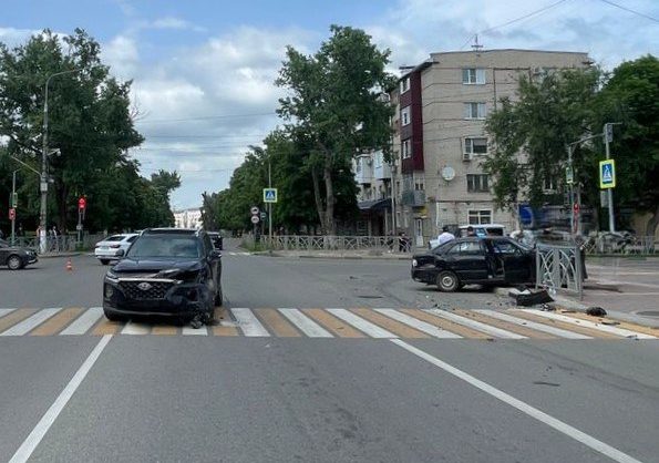 Два человека пострадали при ДТП с иномарками в Невинномысске