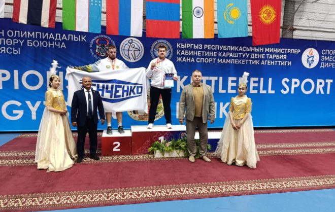 Гиревик из Петровского округа стал лучшим на чемпионате Азии
