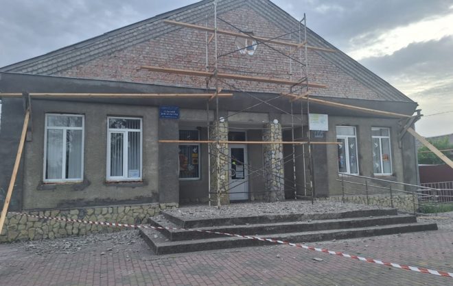 Ремонт фасада поселкового ДК в Пятигорске завершат в 2025 году