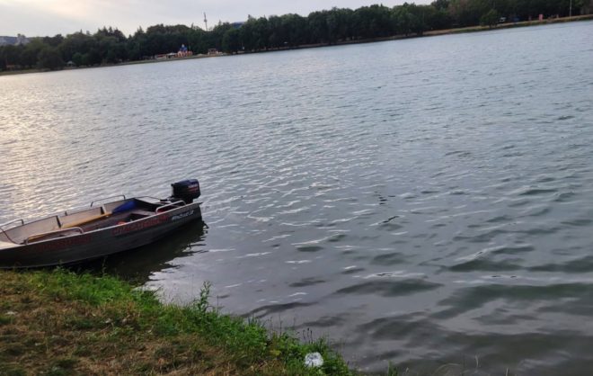 На городском озере Ессентуков утонула 44-летняя женщина