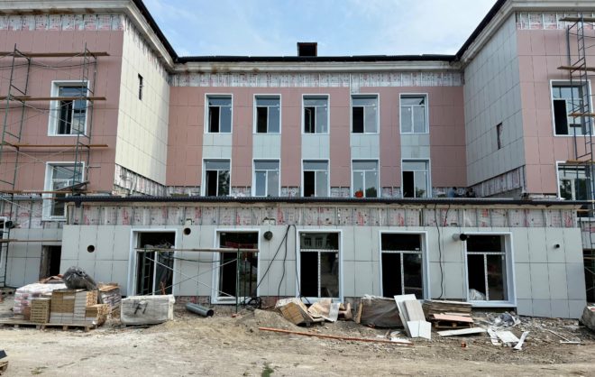 Первый этап капитального ремонта школы завершили в Лермонтове