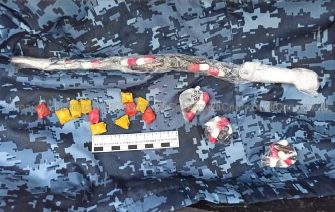 Экс-сотрудник ФСИН в Георгиевске пытался пронести наркотики в колонию