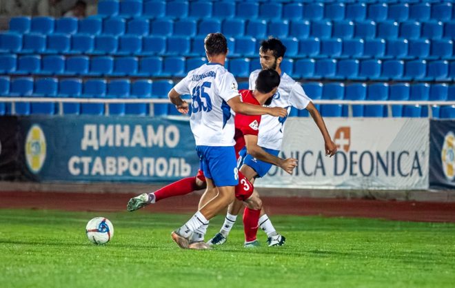 Ставропольские футболисты сыграли вничью в Черкесске