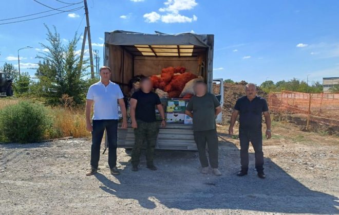 В зону СВО из Благодарненского округа передали продукты и маскировочные сети