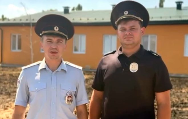 Полицейские в Минераловодском округе помогли потушить ландшафтный пожар