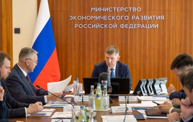 Губернатор Ставрополья встретился с главой Минэка России
