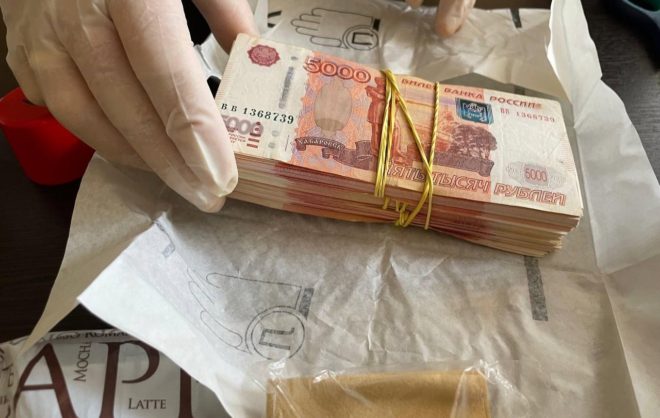 Экс-адвокату назначили условный срок после получения 1,5 млн рублей в Ессентуках