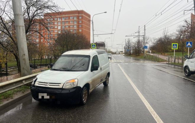 Пешехода сбили в Ставрополе на пешеходном переходе