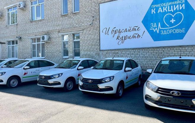 Медучреждения Ставрополья получили 320 новых санитарных автомобилей