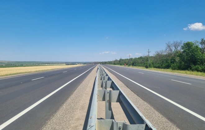 На Ставрополье отремонтировали 33 км дорожного полотна