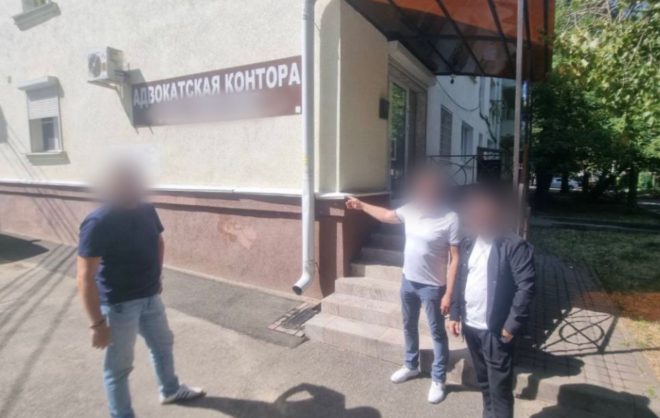 В Ставрополе адвоката и экс-доцента обвиняют в мошенничестве на 4 млн рублей