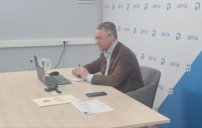 Губернатор Ставрополья принимает вопросы на прямую линию через народный мессенджер