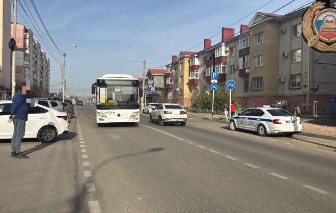 Пенсионерка упала в салоне автобуса в Ставрополе