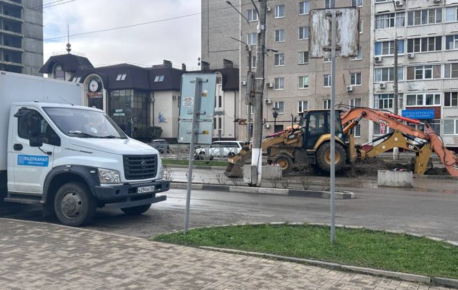 В Невинномысске устранили аварию на водоводе