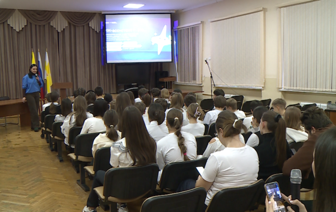В лицее №5 Ставрополя прошёл «Урок цифры»