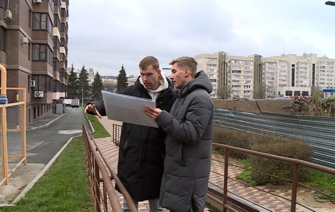 Жители Ставрополя выступили против вырубки деревьев на Чапаевке