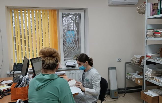 Выездная бригада врачей осмотрела 100 человек в Шпаковском округе