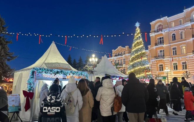 Более 15 тыс человек посетили первый день фестиваля пончиков в Кисловодске