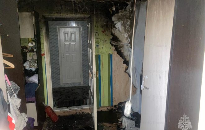 Пожар смогли потушить в своём доме жители станицы Новотроицкой на Ставрополье