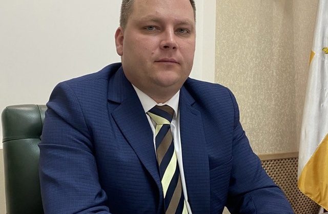 Эдуард Колтунов покинет должность главы Новоалександровского округа