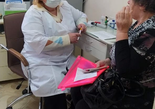 Выездная бригада врачей посетила село в Изобильненском округе