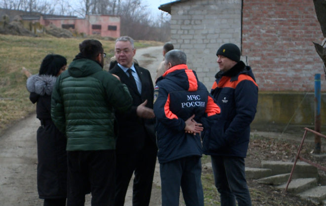 Губернатор Ставрополья осмотрел дамбу в городе Лермонтове