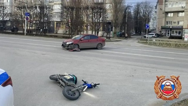 Мужчина на электровелосипеде попал под колёса авто в Ставрополе