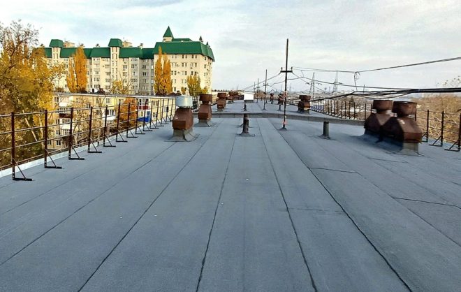На Ставрополье в 2026 году капитально отремонтируют 211 кровель МКД