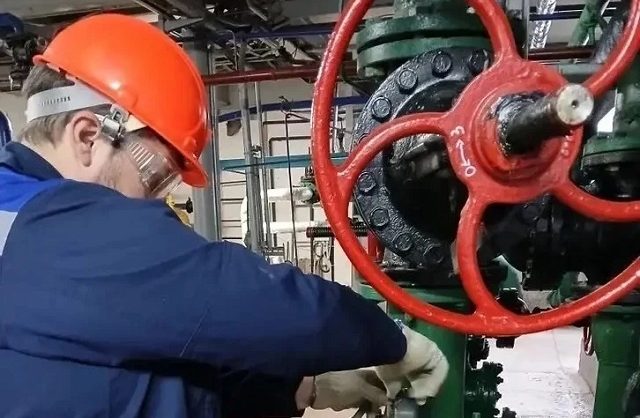 Губернатор Ставрополья поздравил работников ЖКХ с профессиональным праздником